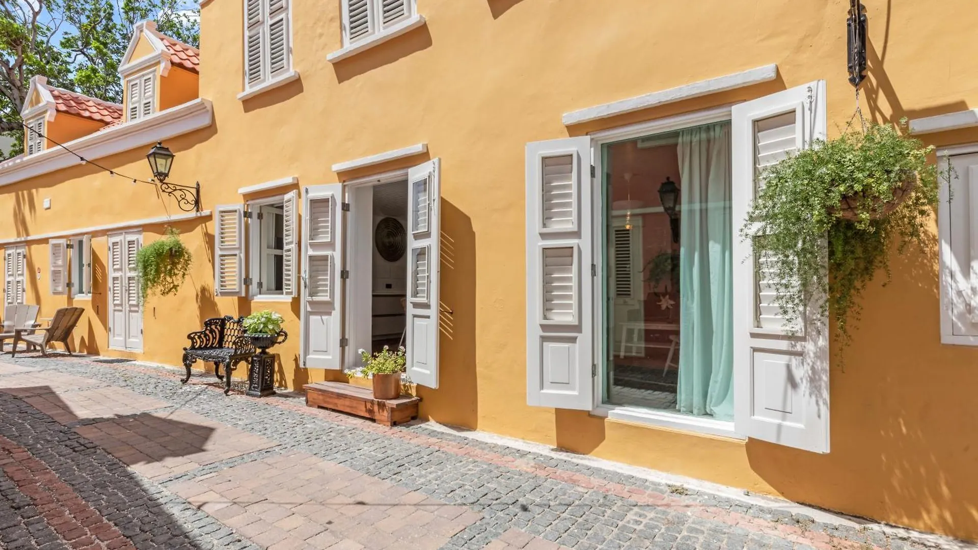 Charming Centennial Appartement Willemstad Curacao